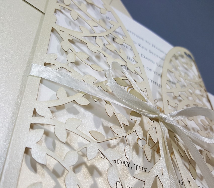 4037 Laser Cut Invitations