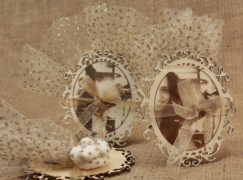Wooden Magnets w/Pictures