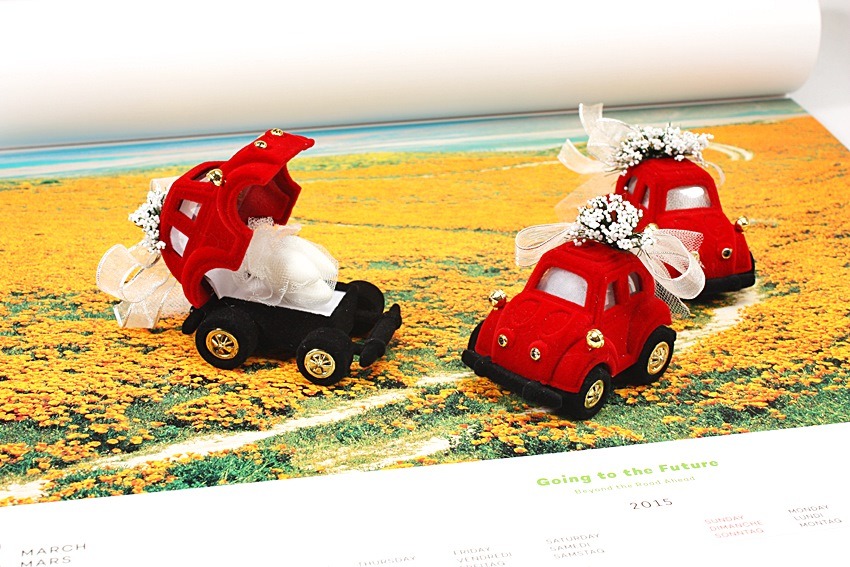 Mini Car w/ Flowers