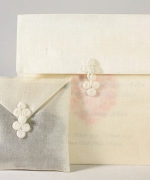 6013 Fabric White Envelope